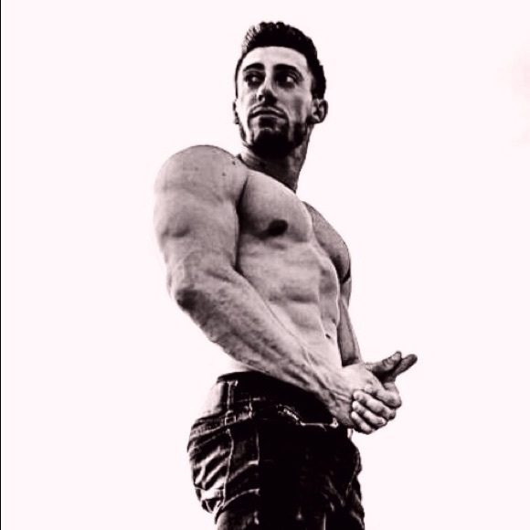 Meet your Posher, Nick - Picture 1 of 1